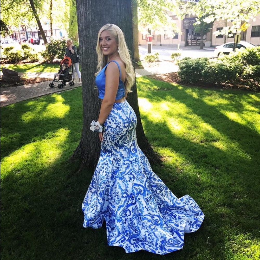 Sherri Hill Prom dress